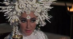 Liz Taylor as wealthy widow Sissy Goforth clinging to life in Joseph Losey's Boom (1968)