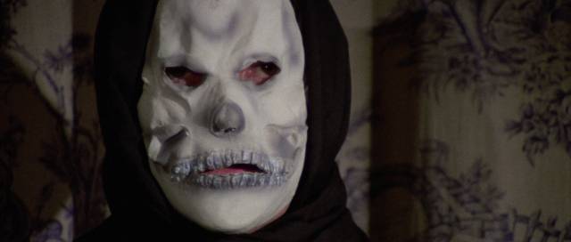 A masked killer stalks a mansion in Jess Franco's Night of the Skull (1974)