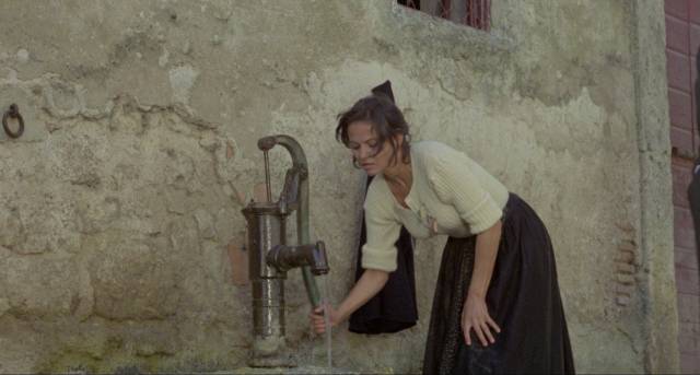 Anna Torini (Claudia Cardinale) doesn't believe Cesare Mori (Giuliano Gemma) can break the Mafia's hold on the community in Pasquale Squitieri's The Iron Prefect (1977)