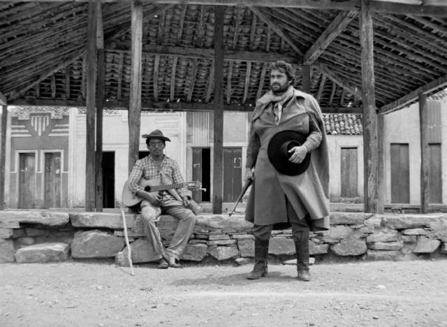 The mercenary Antônio das Mortes (Mauricio de Valle) is sent to eliminate all threats to the status quo in Glauber Rocha's Black God, White Devil (1964)