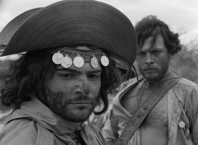 Manoel (Geraldo Del Rey) joins the outlaw band of cangaceiro Corisco (Othon Bastos) in Glauber Rocha's Black God, White Devil (1964)