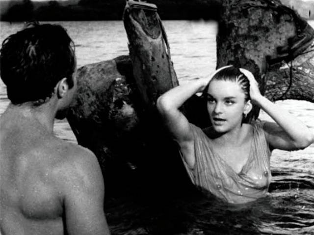 Memories of Federico Gascón (Ricardo Montalban)'s married life fade as he falls for Yáscara (Ariadne Welter) in Roberto Gavaldón’s Untouched (1954)