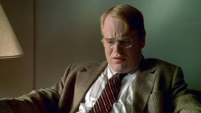 Allen (Philip Seymour Hoffman) tells his therapist he feels irredeemably boring in Tod Solondz's Happiness (1998)