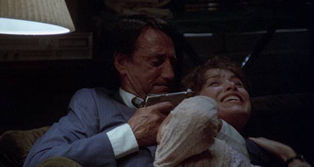 Federal agent Harry Hannan (Roy Scheider) doesn't know who to trust in Jonathan Demme's Last Embrace (1979)