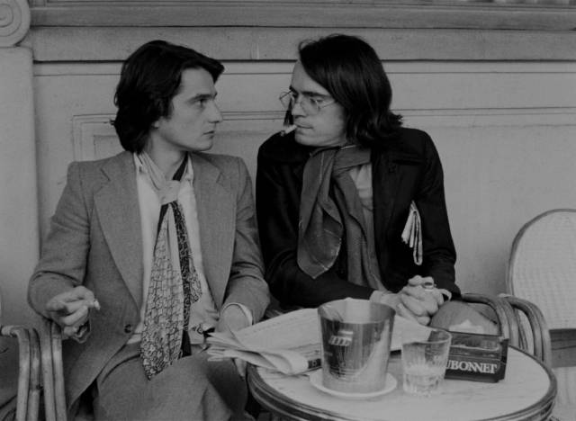 Alexandre (Jean-Pierre Léaud) and his friend (Jacques Renard) like nothing better than chatting in cafes in Jean Eustache's The Mother and the Whore (1973)