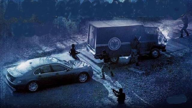 A heist turns violent in Nicolas Boukhrief's Le convoyeur (2004)